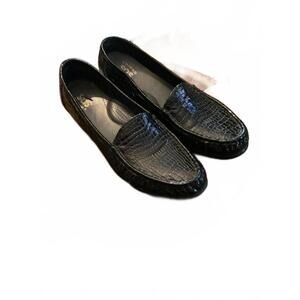 SAS Classic Black Croc-Embossed Loafers for Women Size 9 1/2